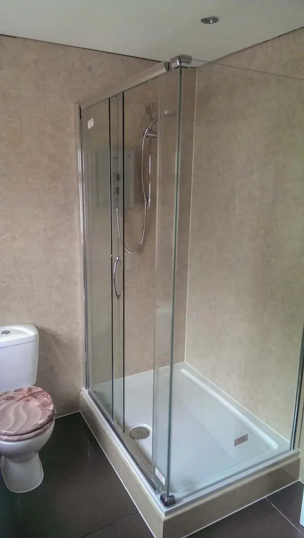 Heating controls and pipework